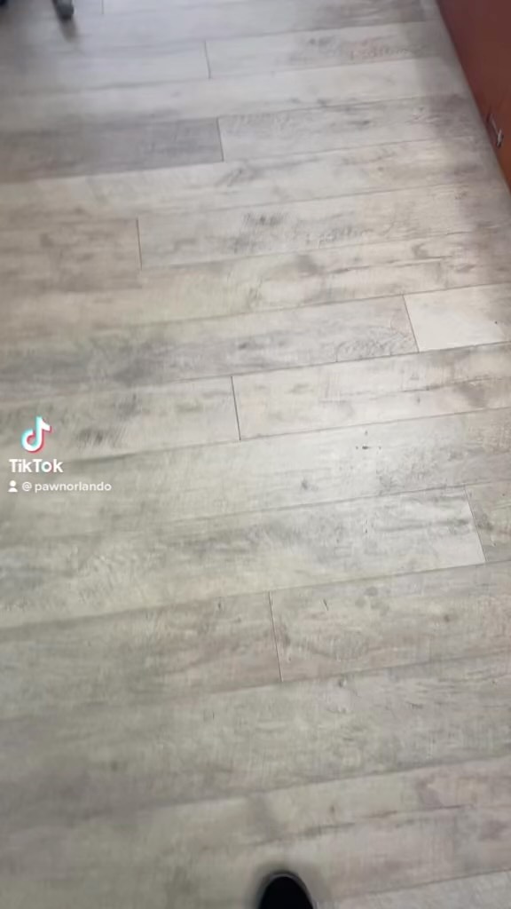 Understand buying gold like the pros