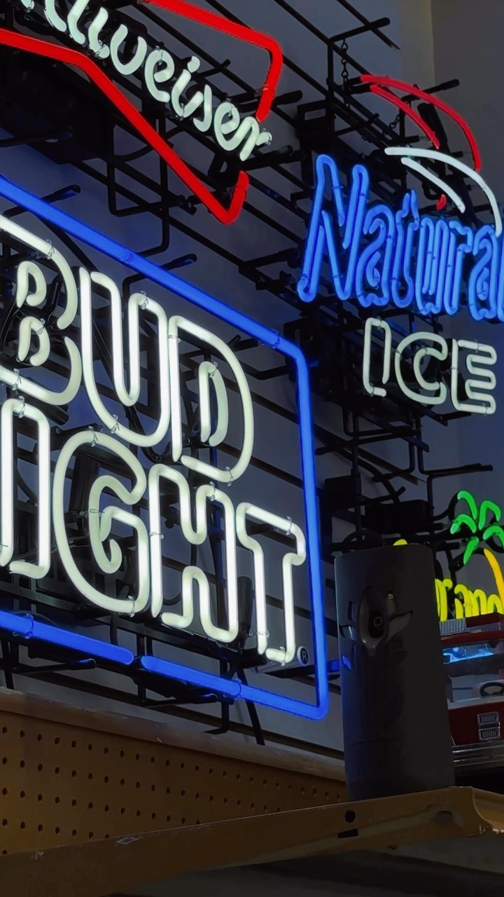 Good morning from International Pawn! Thank you for taking the time to watch our newest video! Come on down to International Pawn 10209 E Colonial Dr Suite 190 Orlando, FL 32817  407-715-6555 Monday-Friday 9am-7pm Saturday-Sunday 10am-3pm! We loan at 10% and have the best rates of our area!