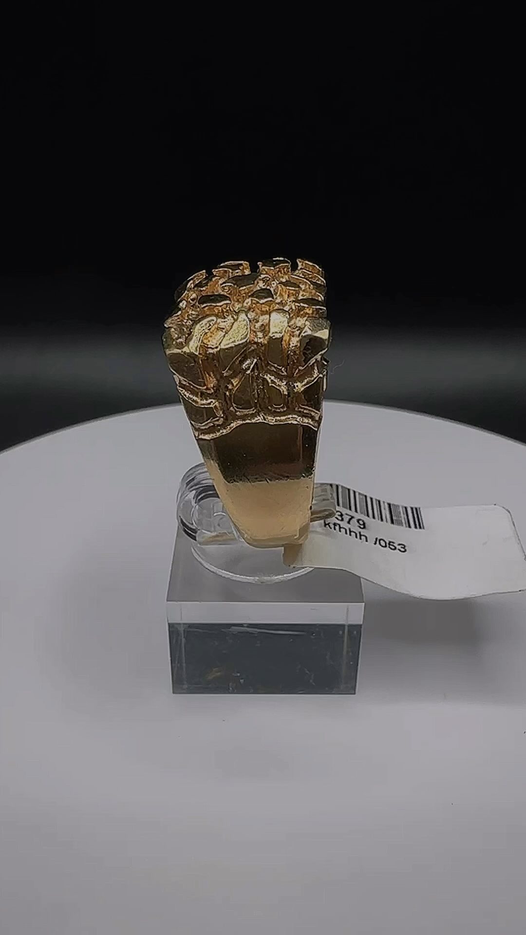 Hello from International Pawn! Today we are bringing you our newest listing of this beautiful 14k nugget ring! This ring is 18.1 grams and a size 11! Here at International Pawn we strive to always have the best for our customers contact us today for more details and information if you would like to take this ring home now!